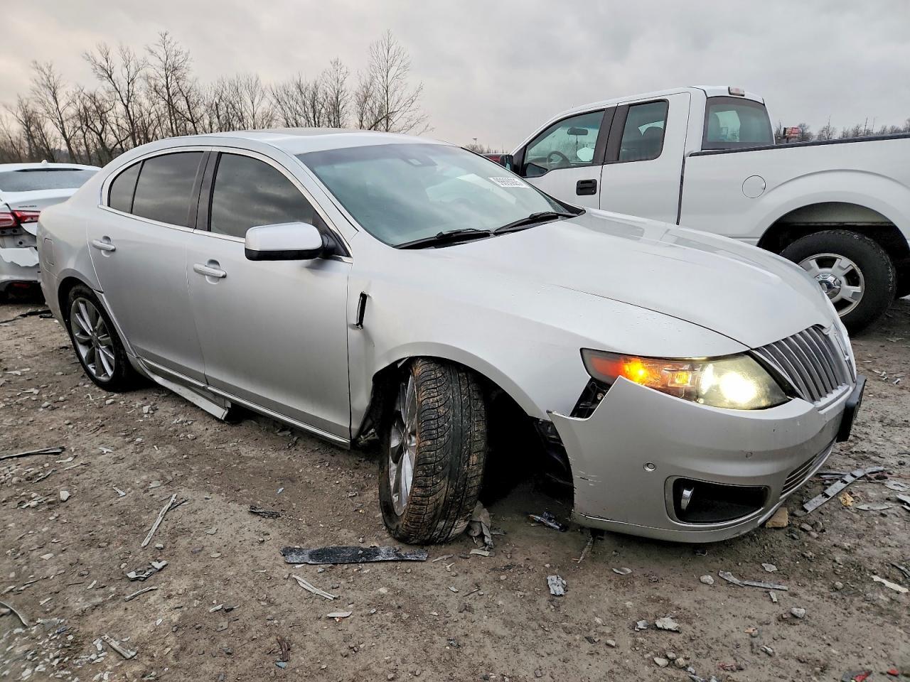 2010 Lincoln MKS