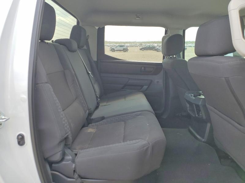 2024 Toyota Tundra Crewmax sr