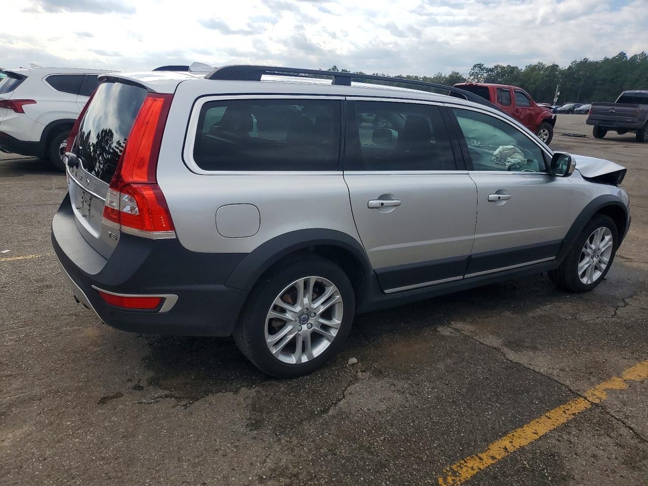 2016 Volvo Xc70 T5 Premier