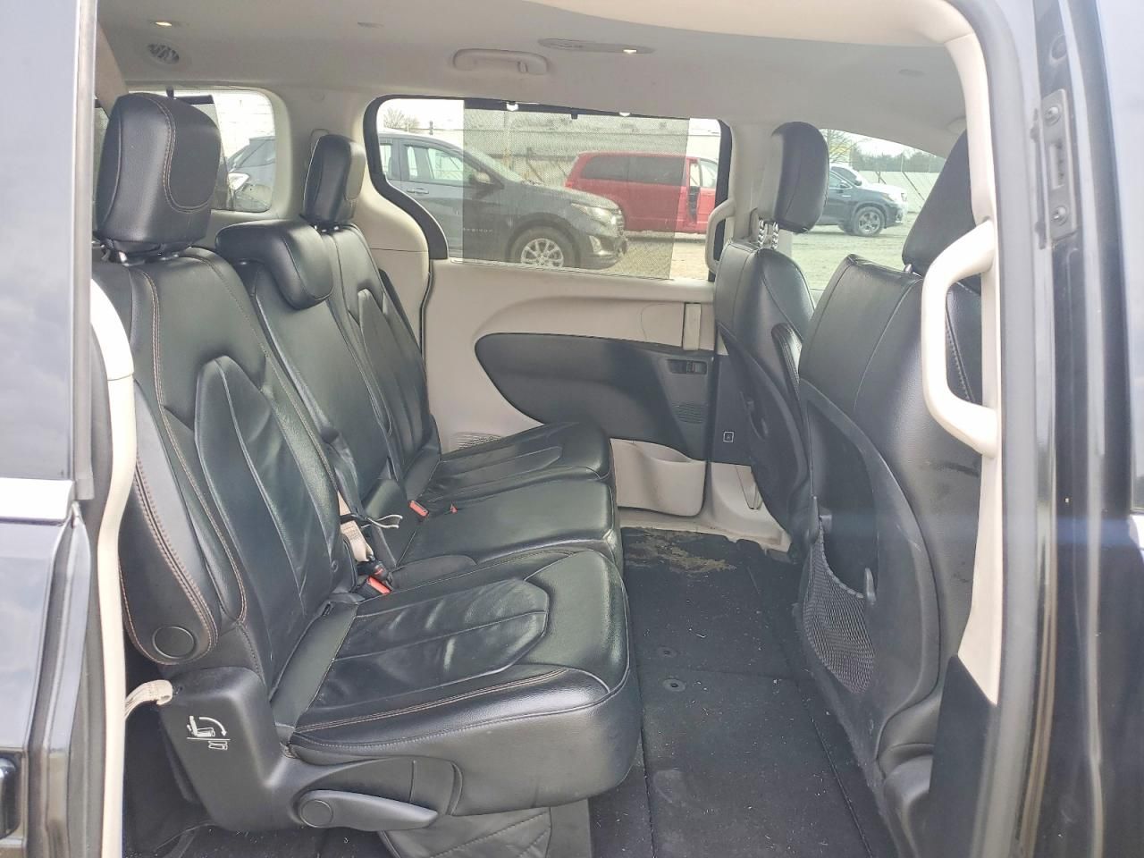 2017 Chrysler Pacifica Touring l