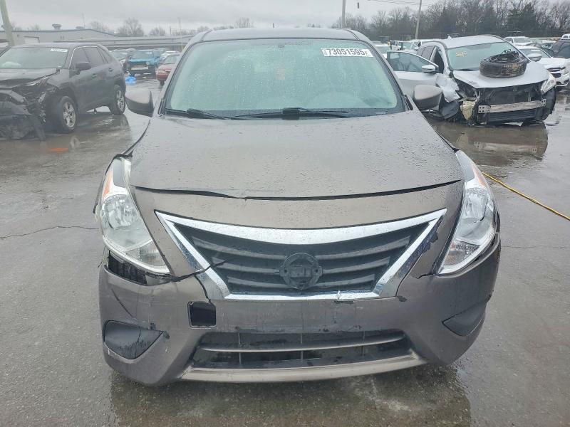2017 Nissan Versa s