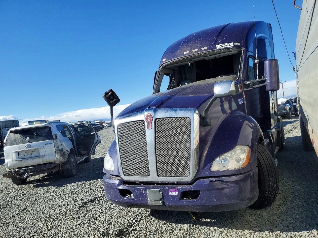 2020 Kenworth T680-Semi Truck