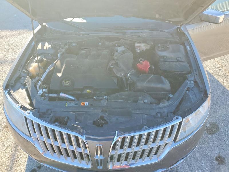 2010 Lincoln Townhouse MKZ