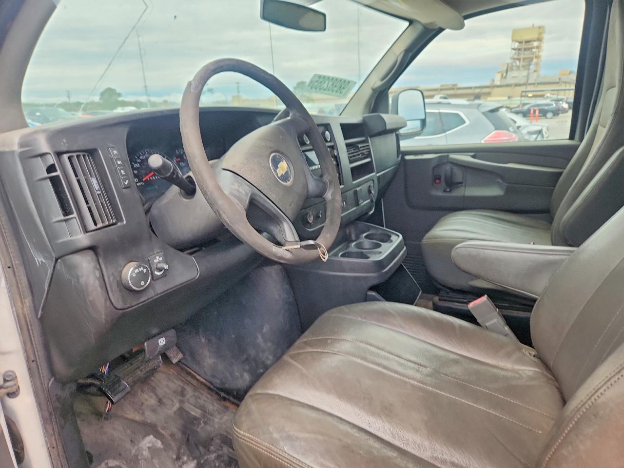 2015 Chevrolet Express G2500