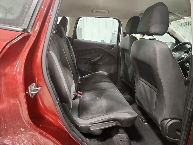 2015 Ford Escape s
