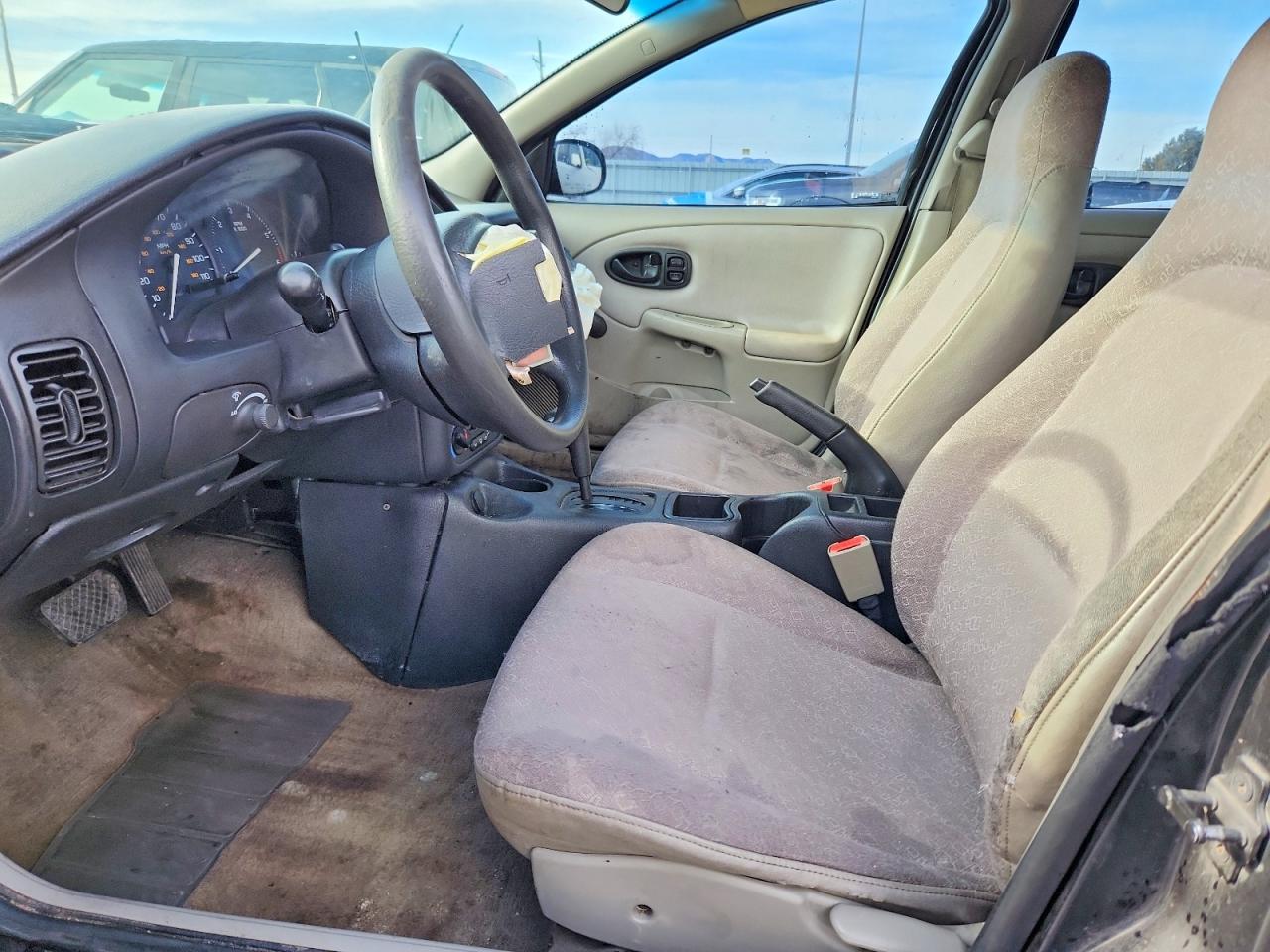 2002 Saturn SL1