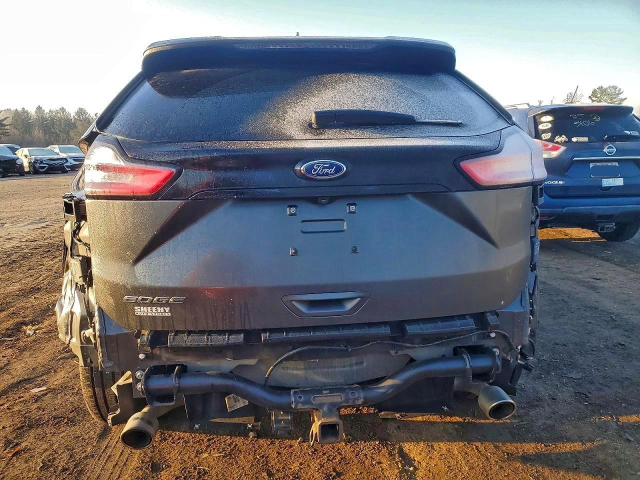 2020 Ford Edge sel