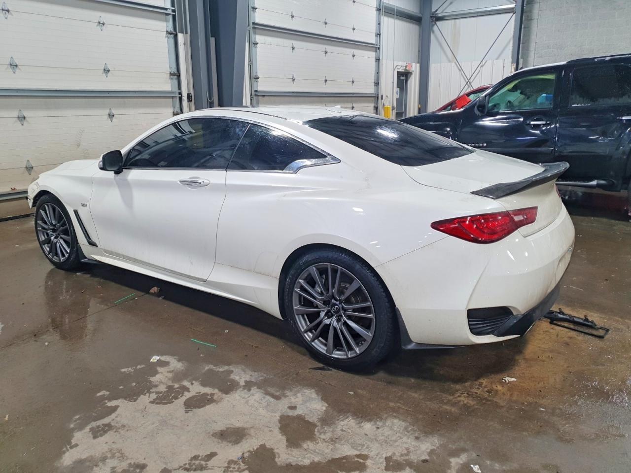 2017 Infiniti Q60 Premium