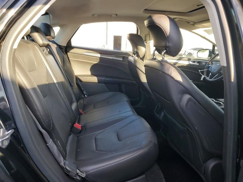 2014 Ford Fusion Titanium hev