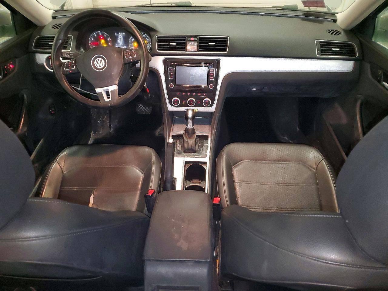 2012 Volkswagen Passat se