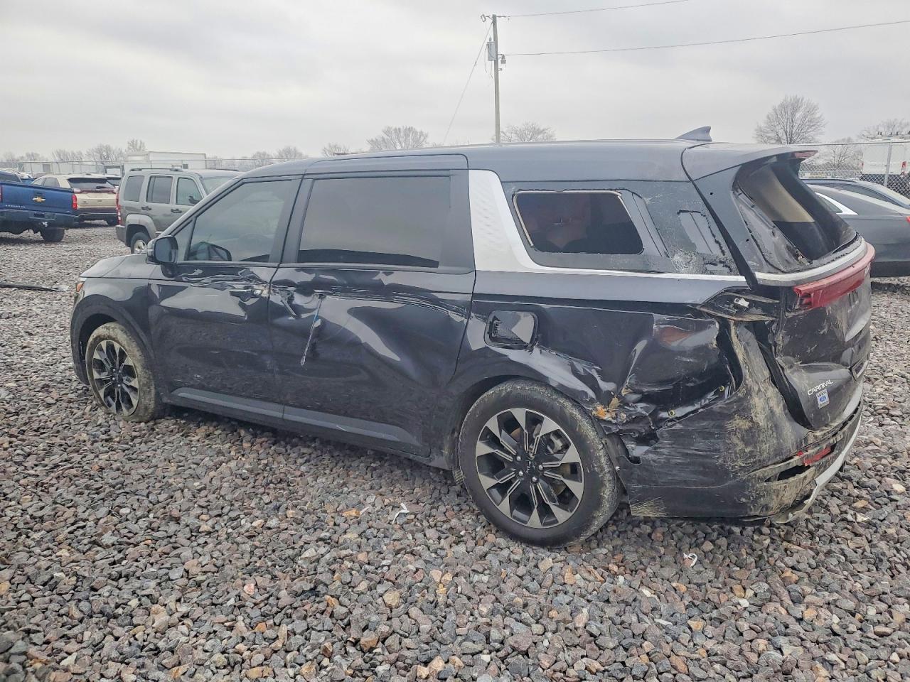 2024 KIA Carnival ex