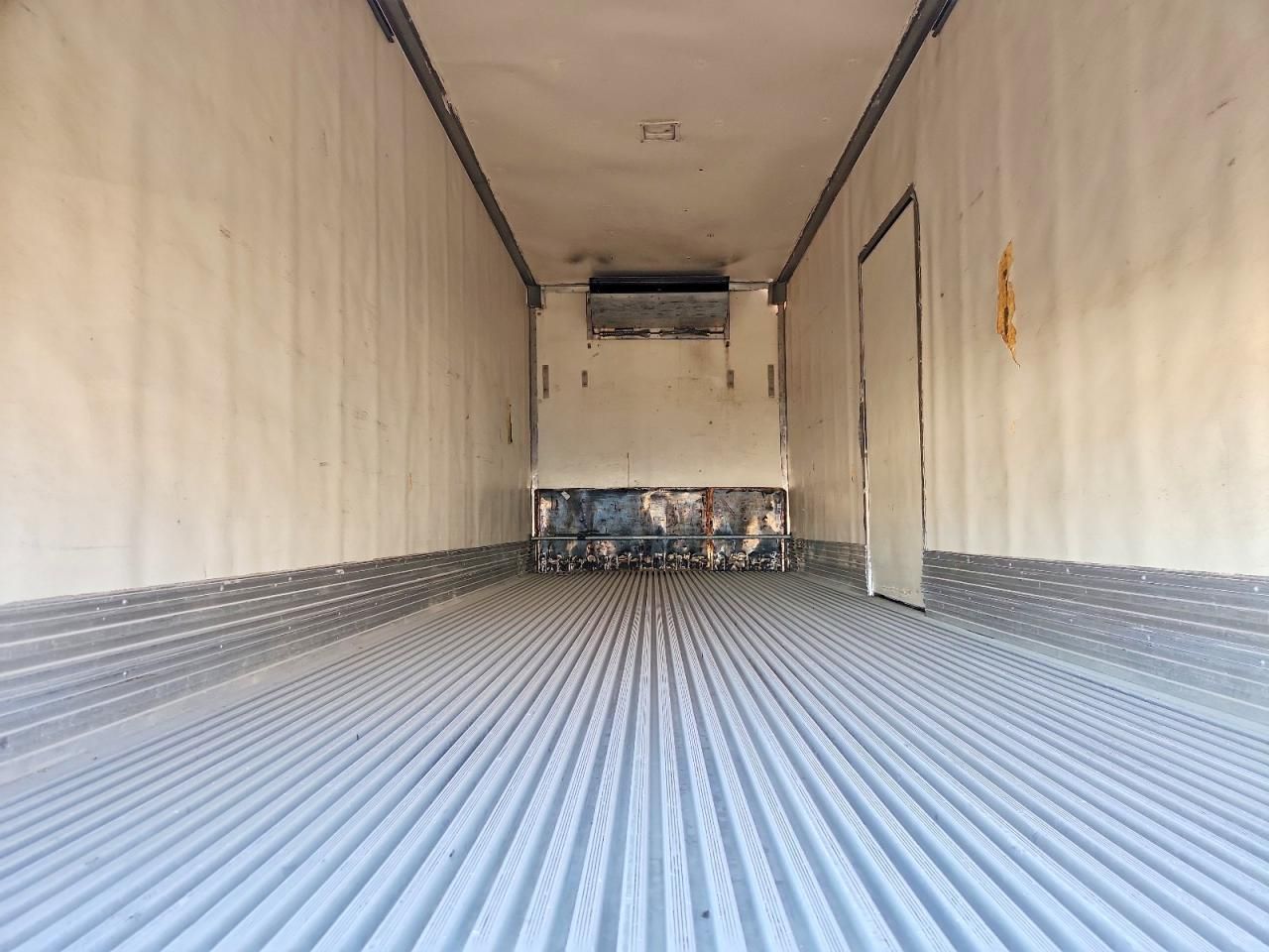 2011 Kenworth Constructi-BOX Truck