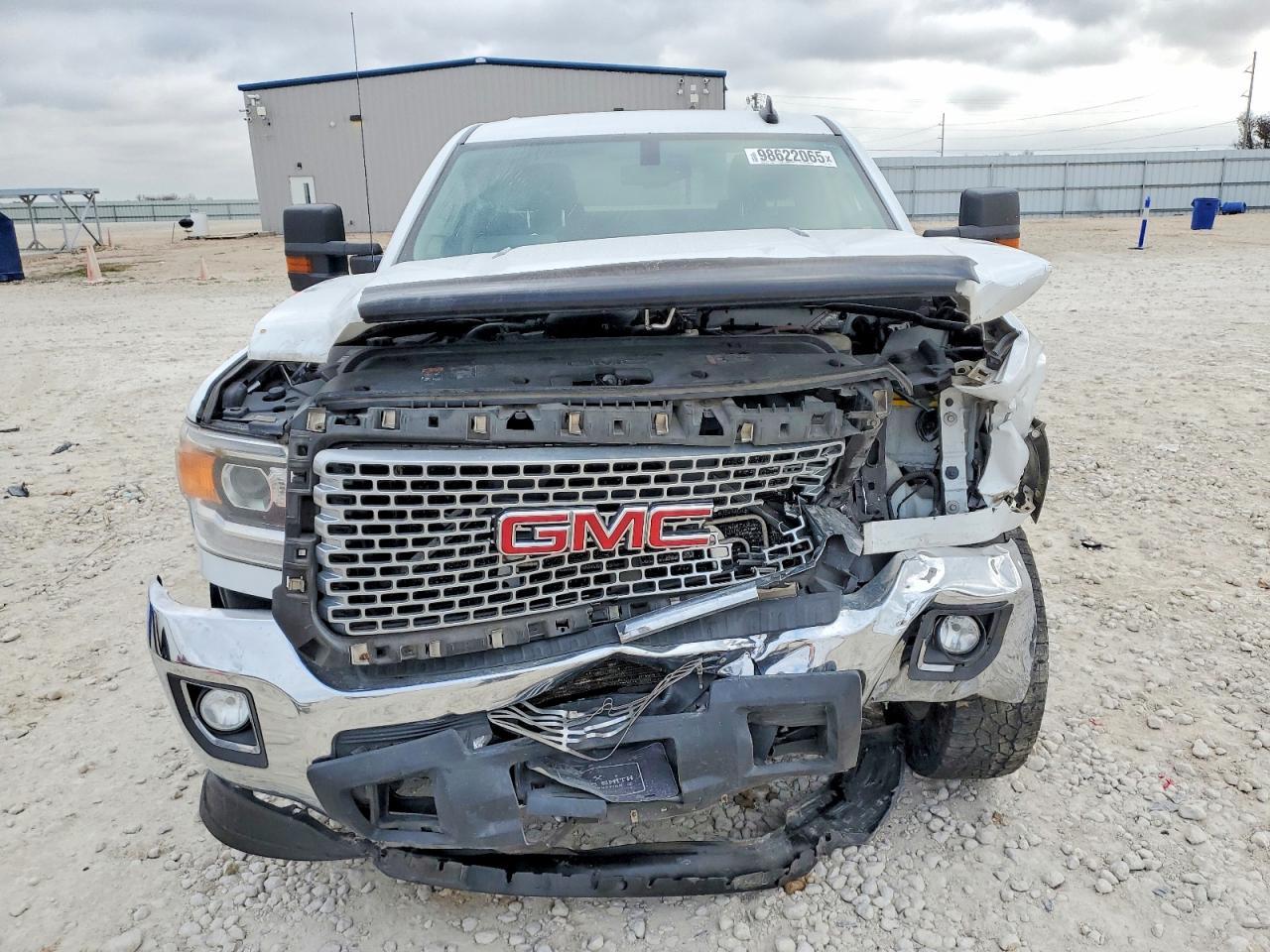 2016 GMC Sierra K2500 SLE