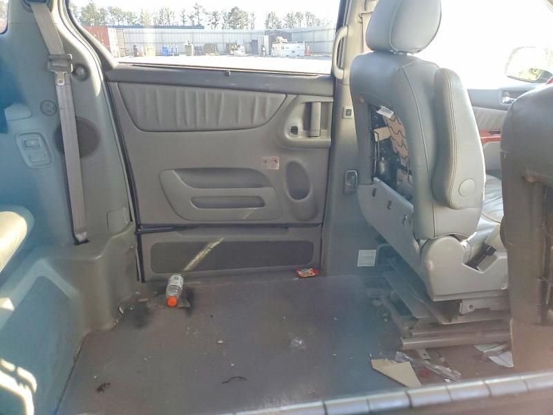 2008 Toyota Sienna xle