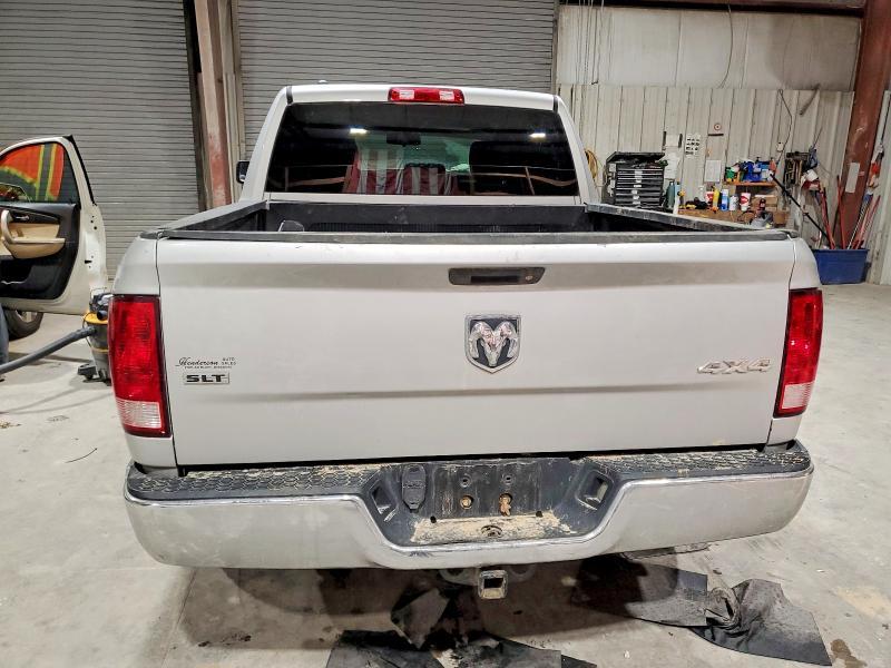 2015 Dodge Ram 1500 slt