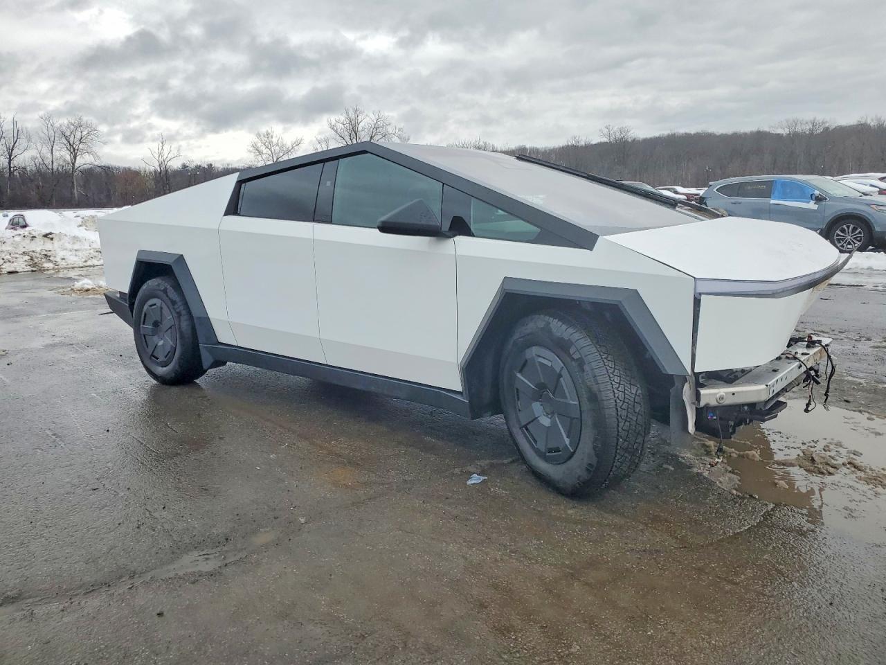 2025 Tesla Cybertruck