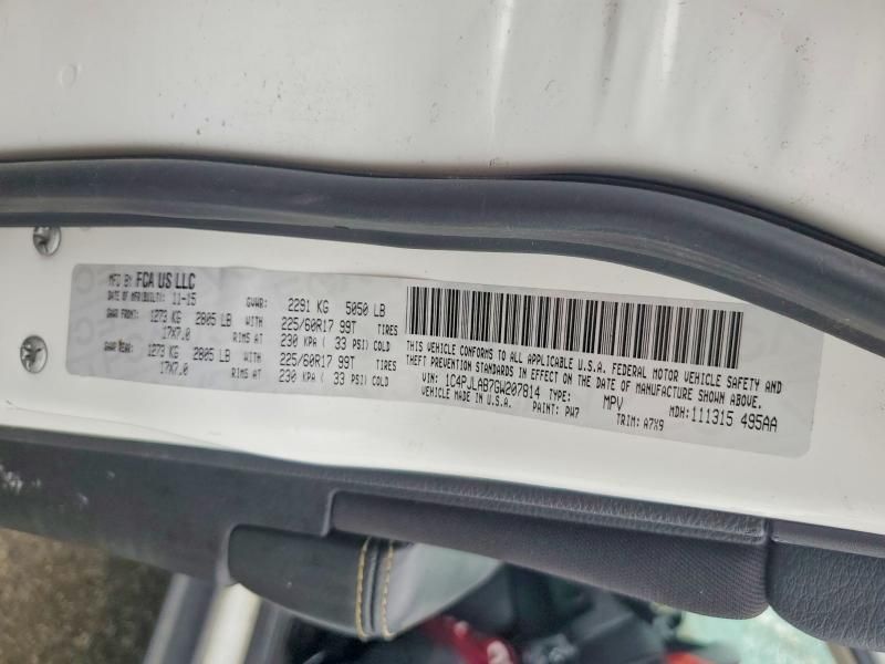 2016 Jeep Cherokee Sport