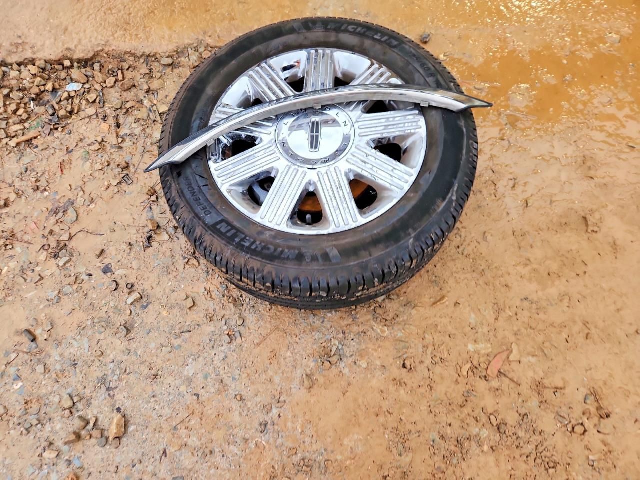 2006 Lincoln Town car Signature Limited