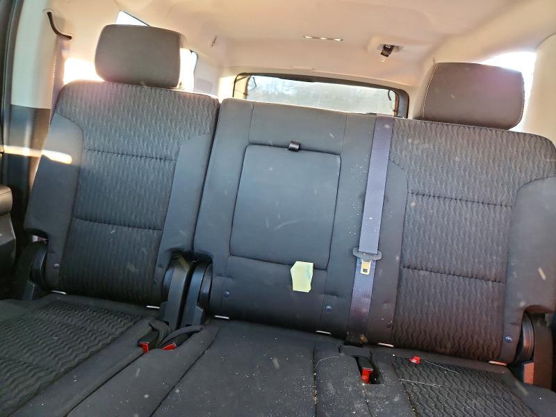 2016 Chevrolet Suburban C1500 ls