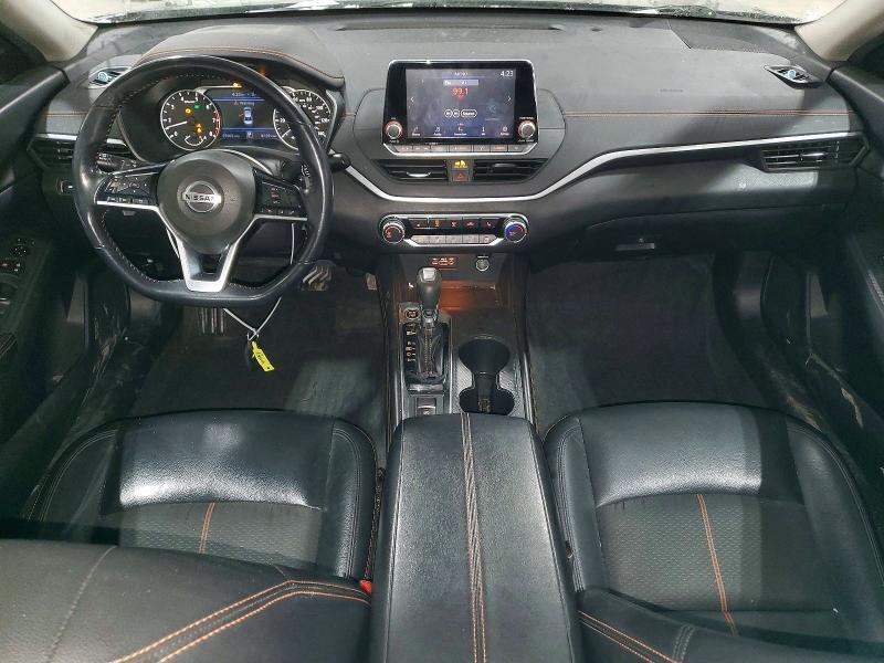 2020 Nissan Altima sr
