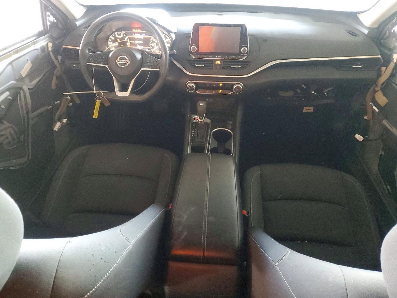 2021 Nissan Altima sv
