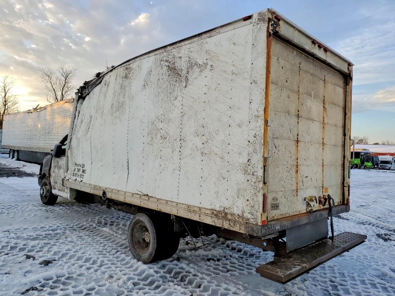 2017 Chev Express Commercial C