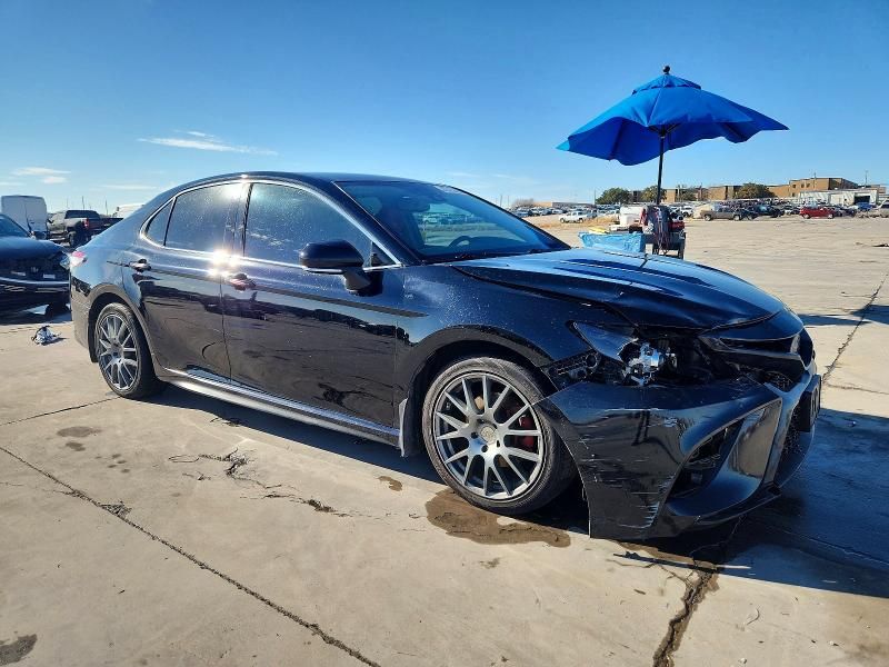 2019 Toyota Camry xse