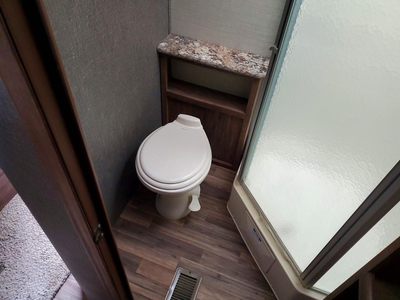 2016 Keystone 2016 Dutchman Cougar