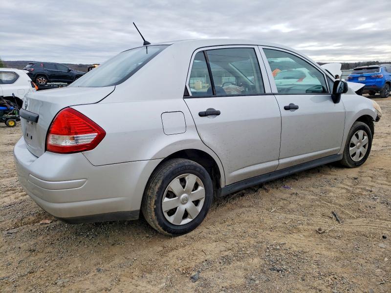 2009 Nissan Versa s