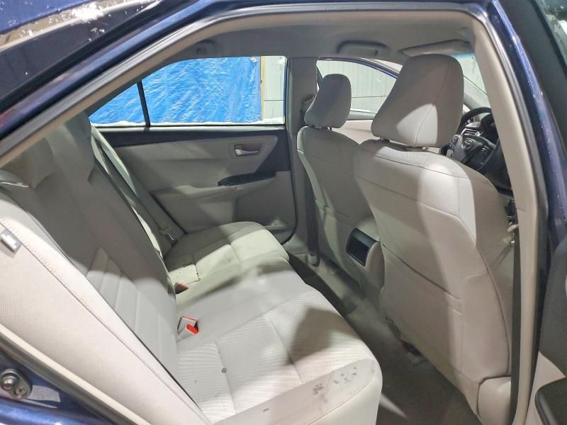 2015 Toyota Camry le