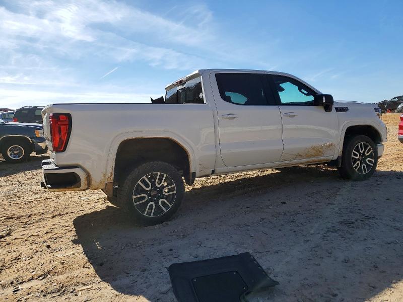 2022 GMC Sierra Limited K1500 AT4
