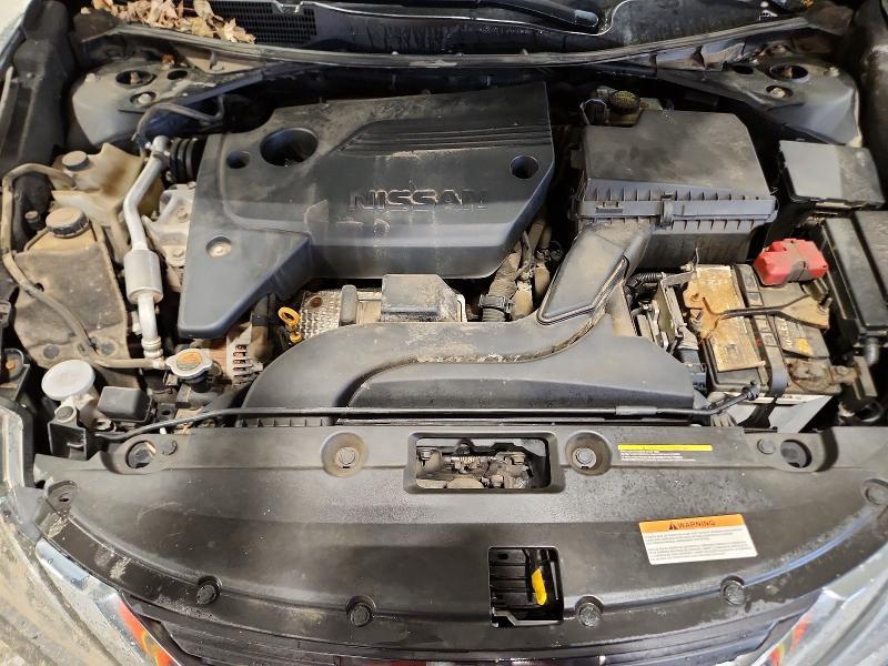 2017 Niss Altima 2.5 sr