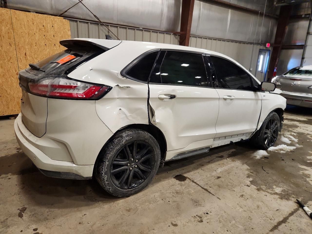 2021 Ford Edge sel