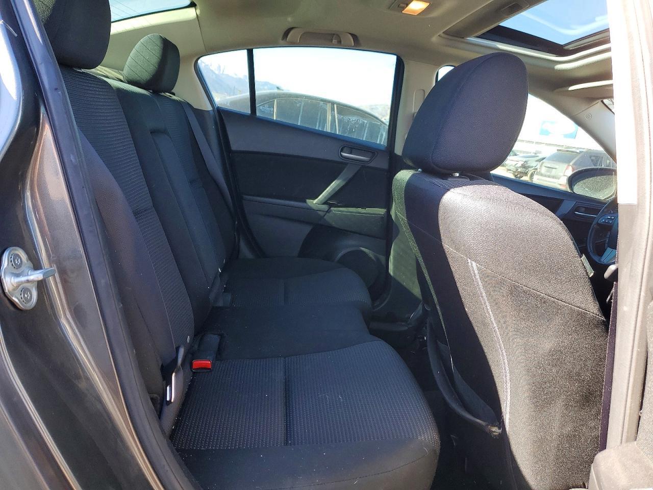2012 Mazda 3 I