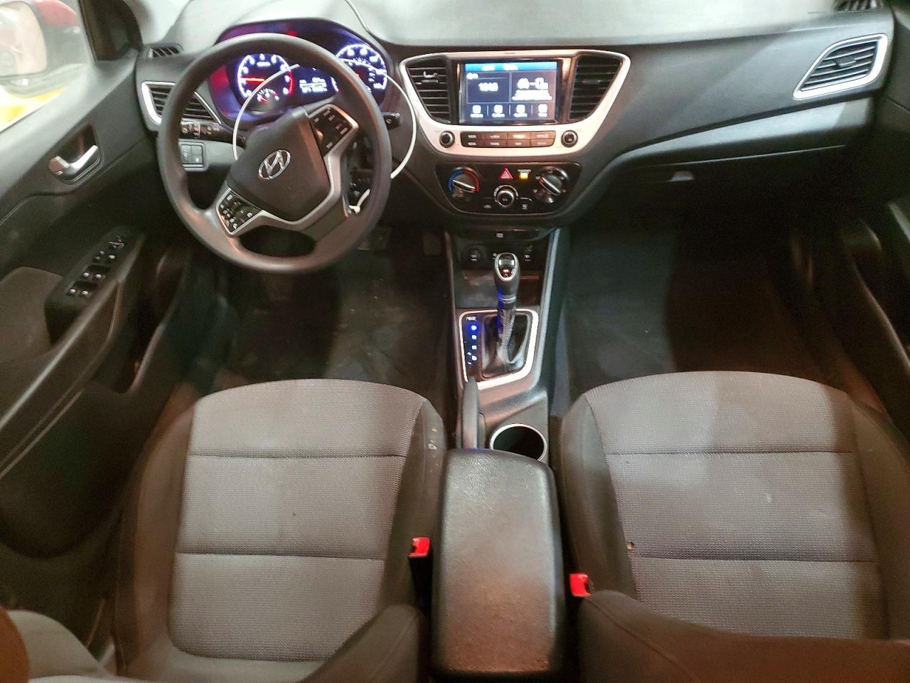 2022 Hyundai Accent se
