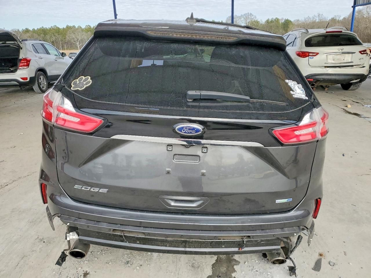 2020 Ford Edge se