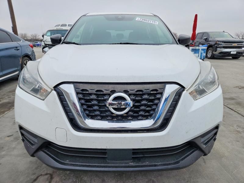 2020 Nissan Kicks s
