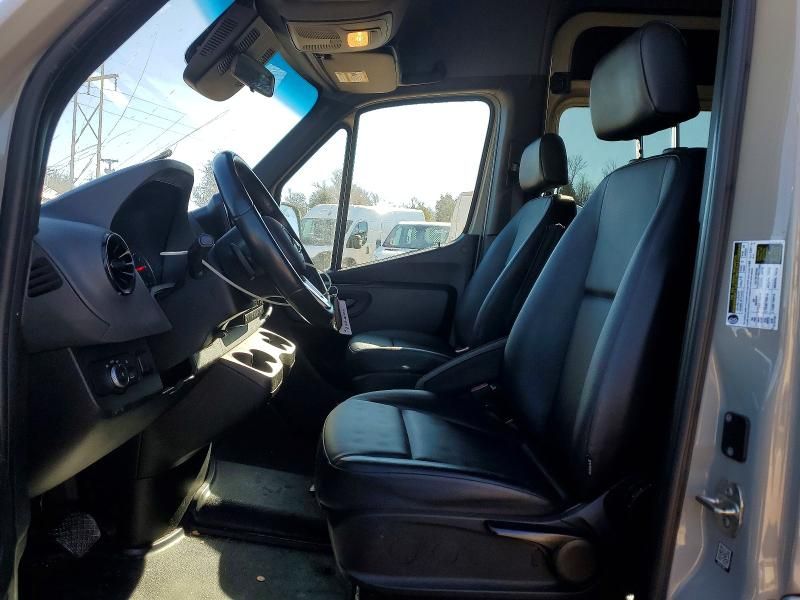 2021 Mercedes-Benz Sprinter 2500