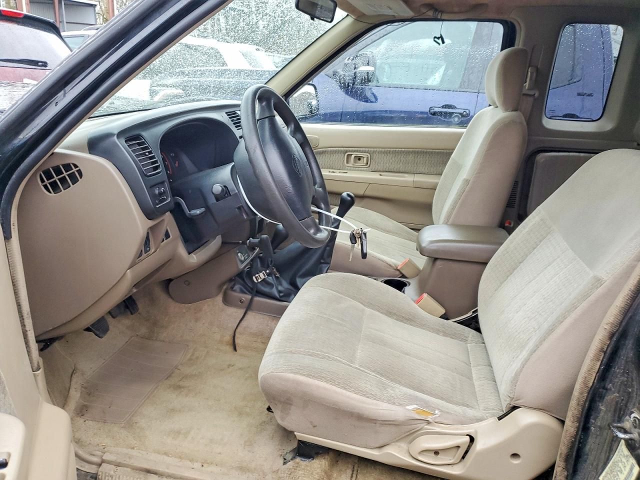 2000 Nissan Frontier King cab xe