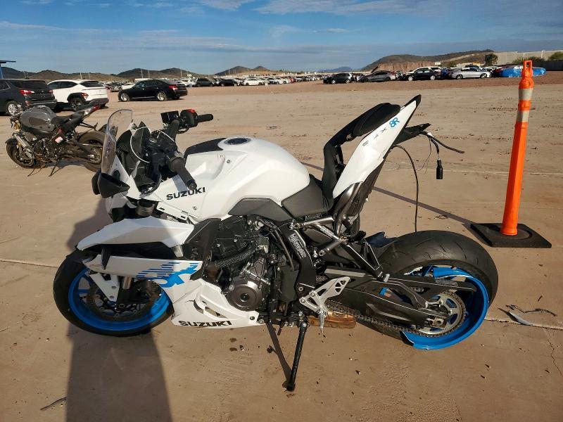 2026 Suzuki GSX800 F