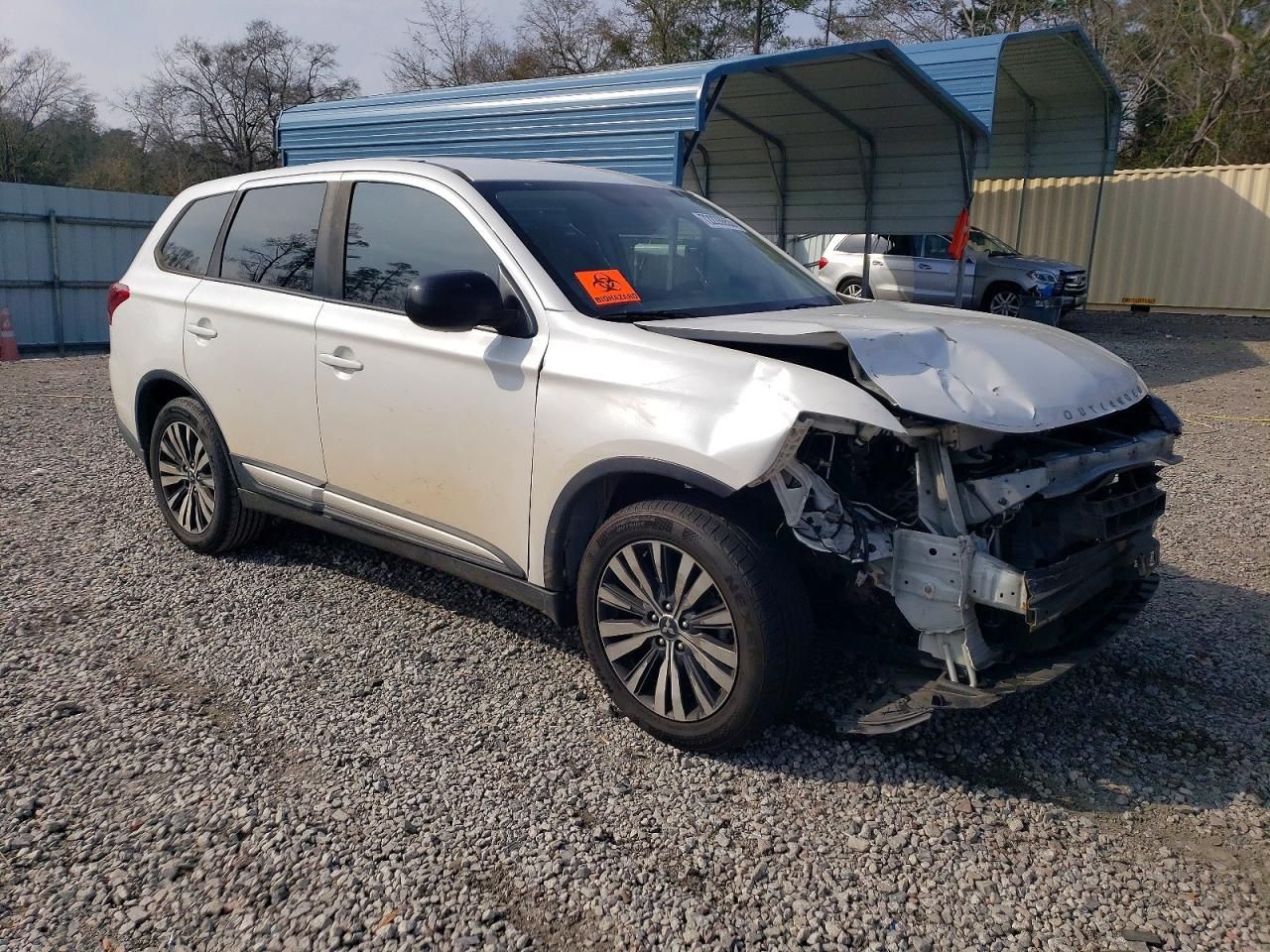 2020 Mitsubishi Outlander es