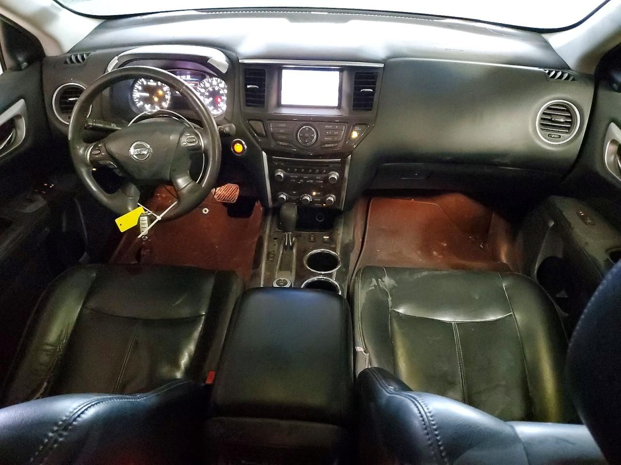 2016 Nissan Pathfinder s