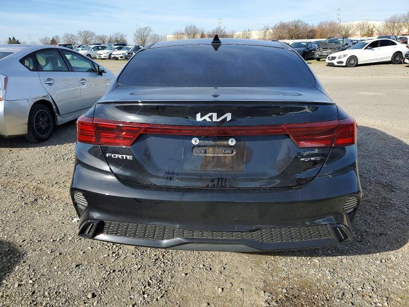 2023 KIA Forte gt Line