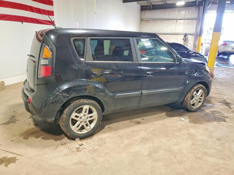 2010 KIA Soul +
