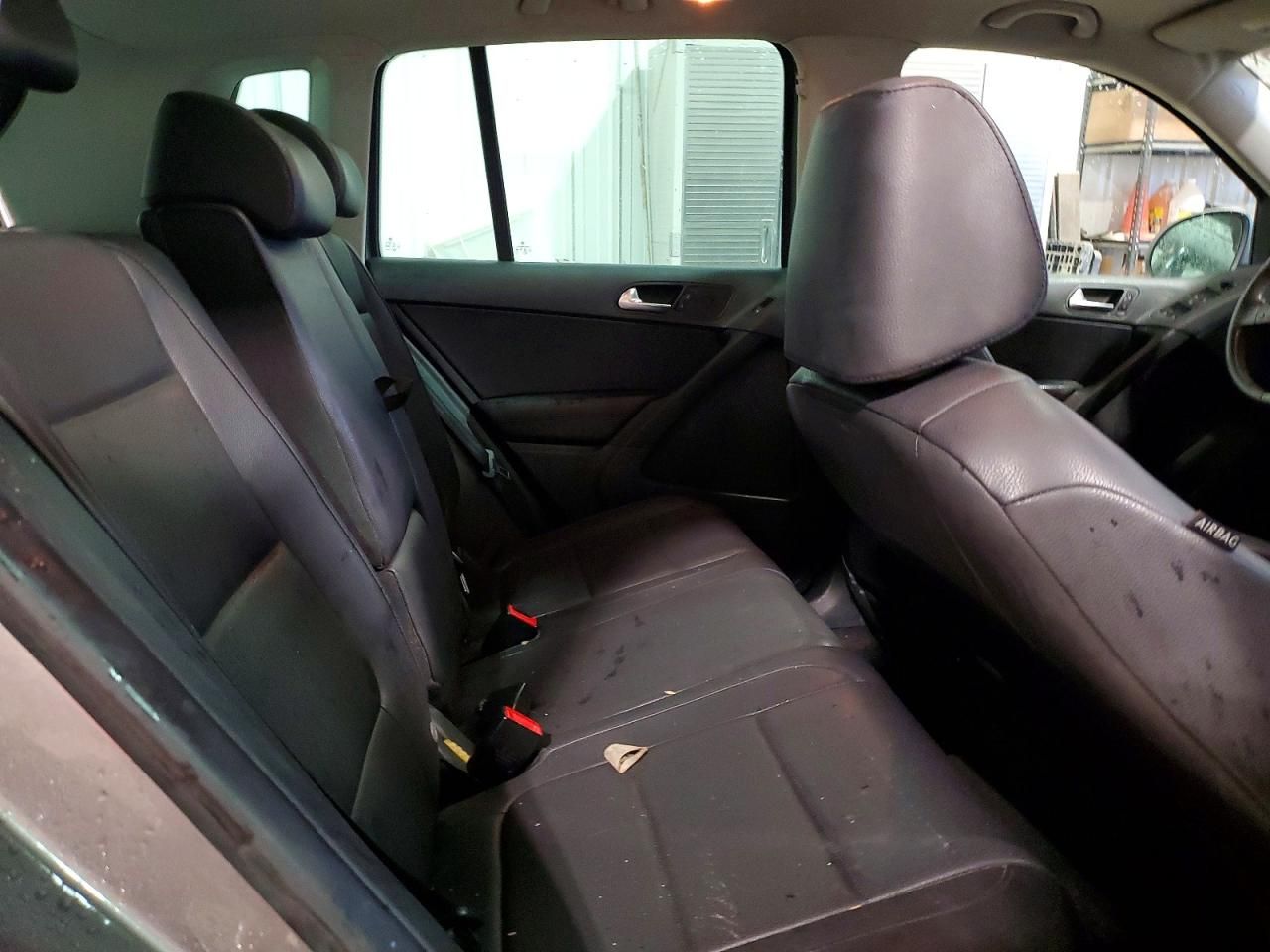 2010 Volkswagen Tiguan se