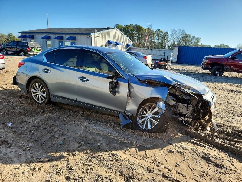 2015 Infiniti Q50 Base