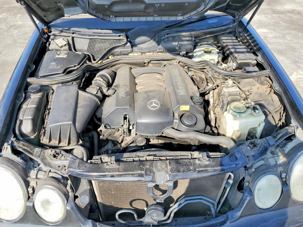 2000 Mercedes-Benz E 320 4matic