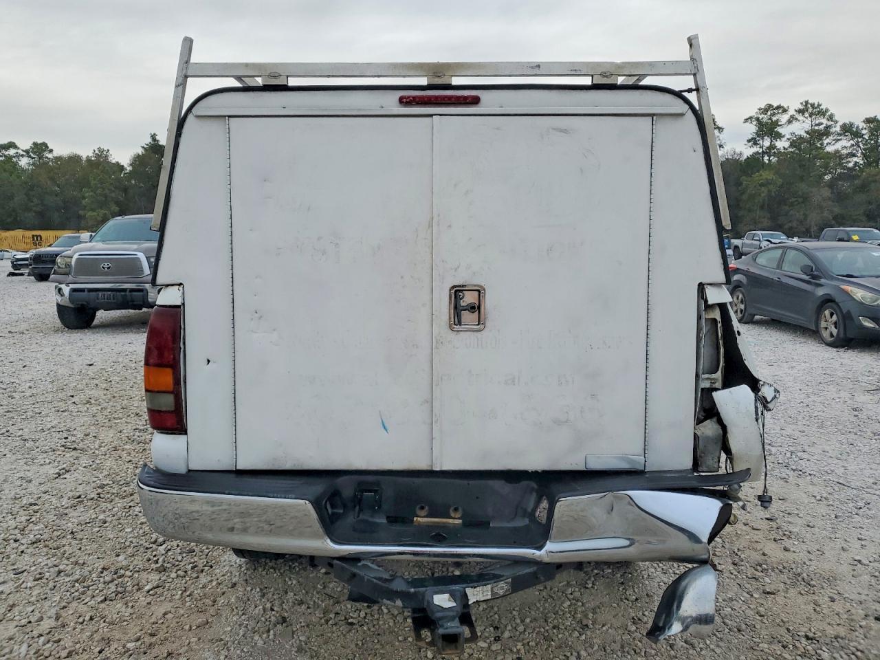 2001 Chevrolet C2500 Utility / Service Truck