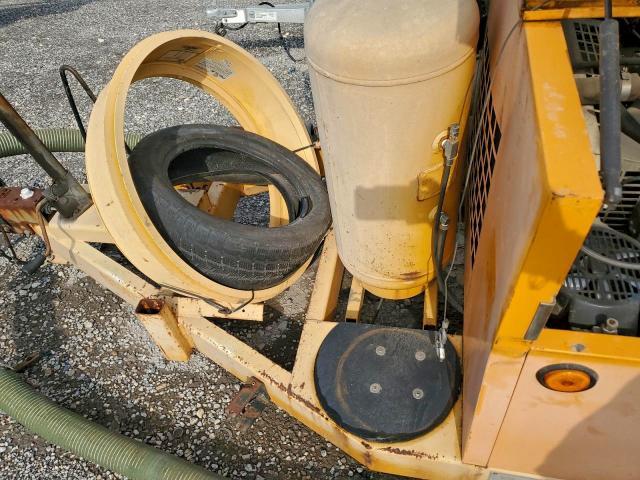 2001 Fenex 2001 Team Fenex Manhole Support Trailer