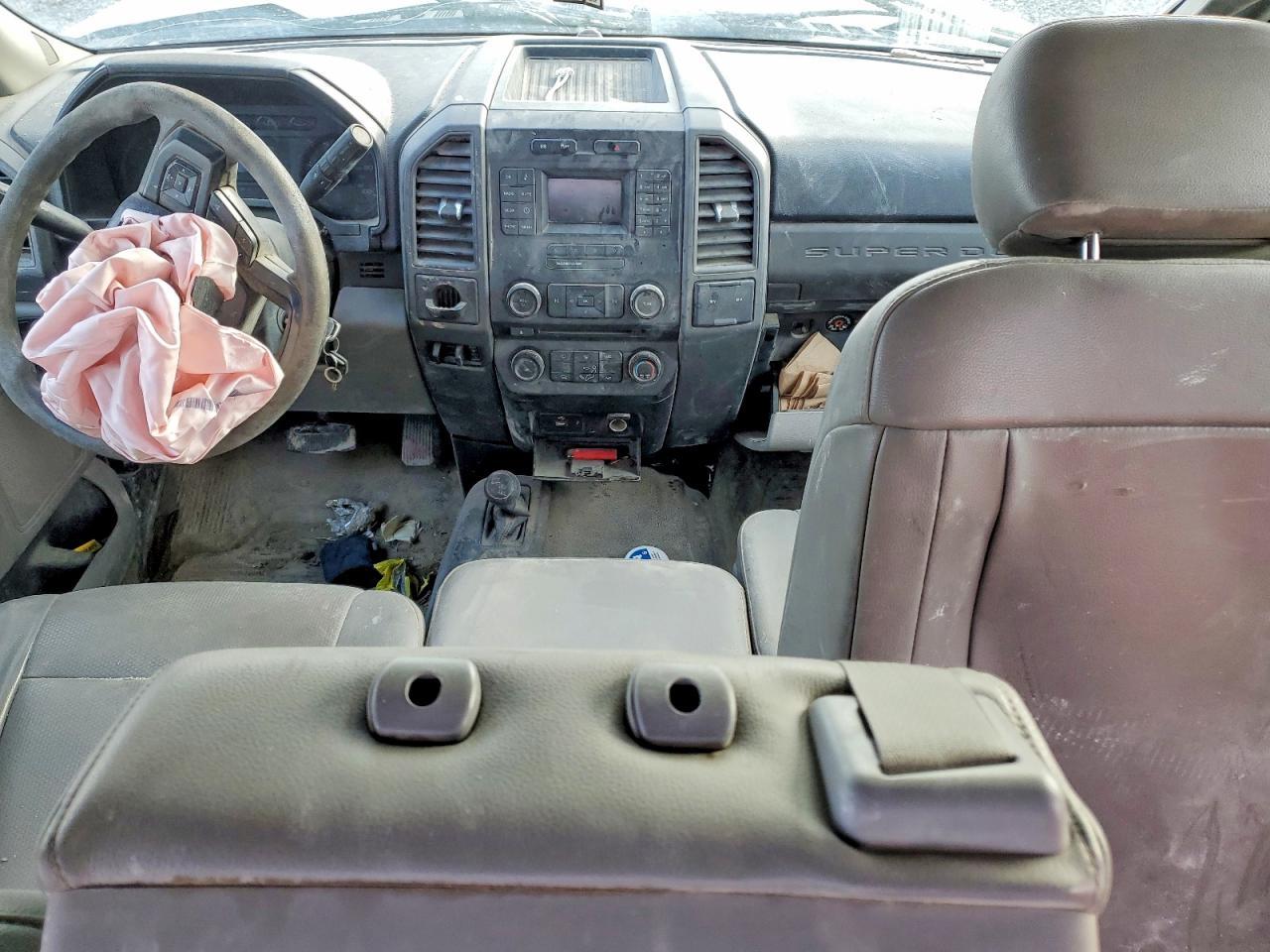 2017 Ford F350 Super Duty Utility / Service Truck